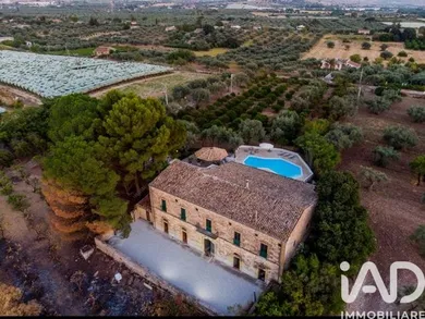 Casa / Villa indipendente in Chiaramonte Gulfi