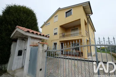 Villetta a schiera in Fermo