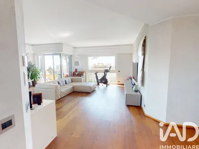 Apartment in Genova