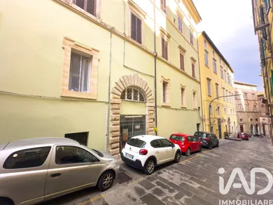 Shop/Premises commercial in Perugia