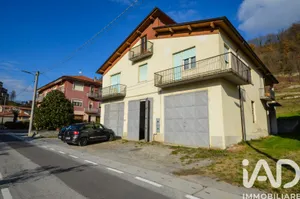 Townhouse in Monesiglio