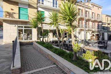 Negozio / locale commerciale in Porto Sant'Elpidio