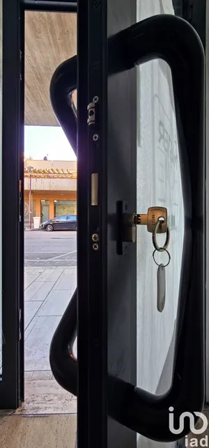 Shop/Premises commercial in Giulianova