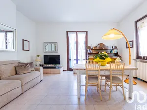 Apartment in Lentate sul Seveso