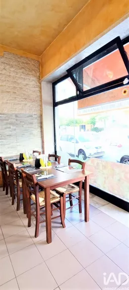 Shop/Premises commercial in Verona