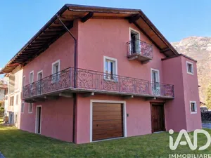 House in Champdepraz