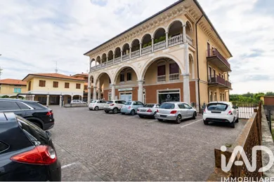 Negozio / locale commerciale in Rovato