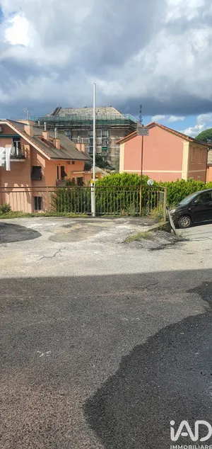 Appartamento 5 locali in Genova