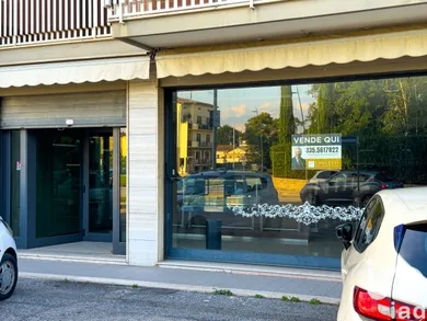 Shop/Premises commercial in Bastia Umbra