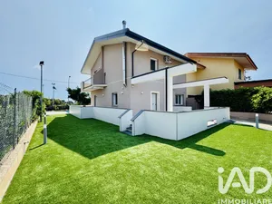 Cascina / Fattoria in Avola