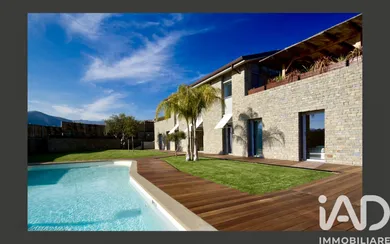 Townhouse in Sanremo