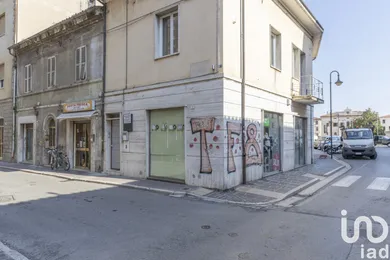 Shop/Premises commercial in Chiaravalle