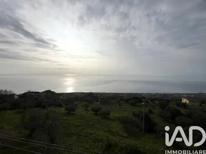 Apartment in Longobardi