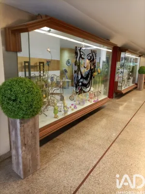 Shop/Premises commercial in Camisano Vicentino