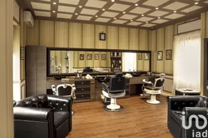 Shop/Premises commercial in Verona