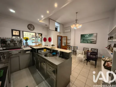 Negozio / locale commerciale in Borghetto Santo Spirito