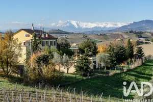 House in Acquaviva Picena