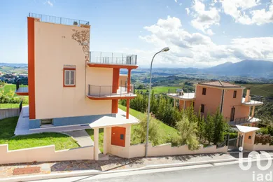 Appartamento in Offida