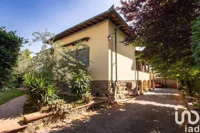 House in Campi Bisenzio
