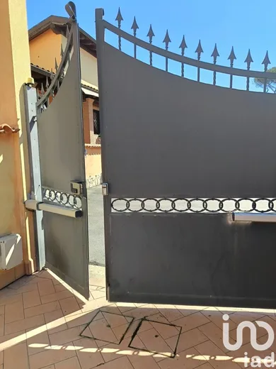 Casa / Villa  indipendente in Roma