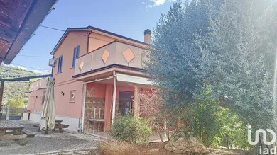 Villetta a schiera in Controguerra