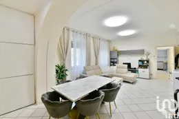 Appartamento 6 locali e più in Casnate con Bernate
