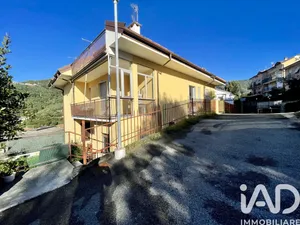 Trilocale in Casarza Ligure