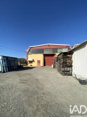 Warehouse in Leinì