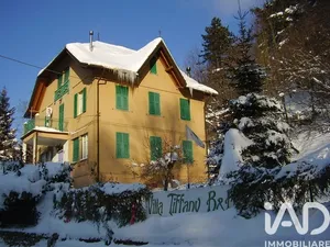 Townhouse in Torriglia