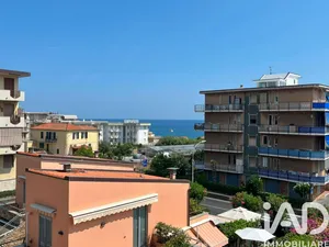 Apartment in Santo Stefano al Mare
