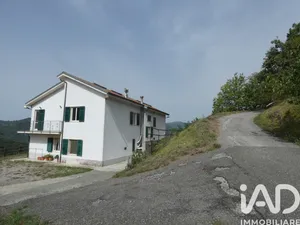 House in Carro