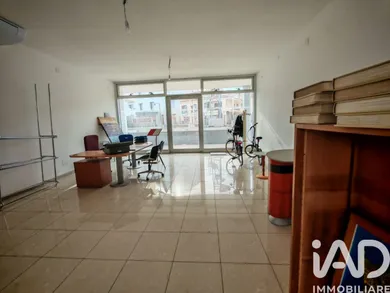 Shop/Premises commercial in Olbia