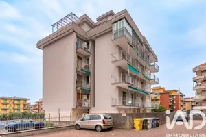 Apartment in Borghetto Santo Spirito