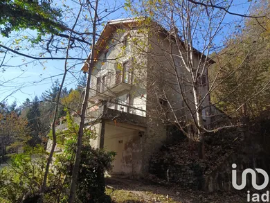 Casa/Villa in Bee