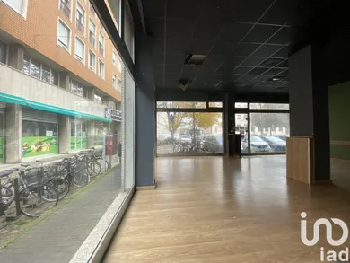 Negozio / locale commerciale in Pesaro