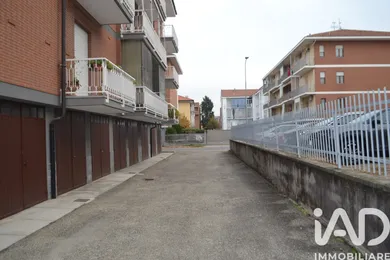 Posto auto in Alba