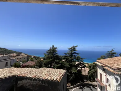Apartment in Longobardi