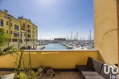 Apartment in Genova