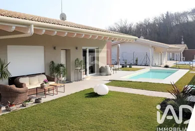 House in Calvagese della Riviera