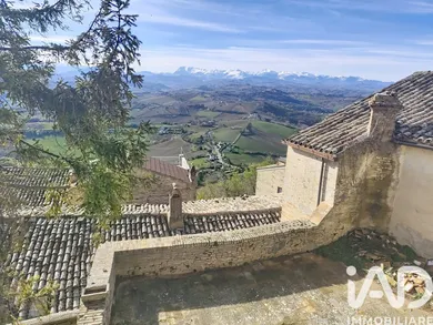 Building in Monterubbiano