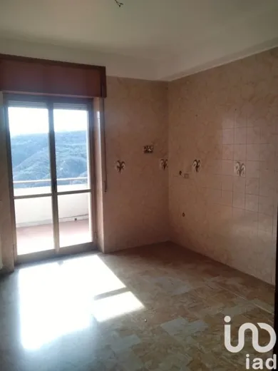 Apartment in Carolei