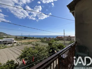 Villetta a schiera in Longobardi