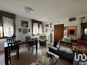 Apartment in Medolla