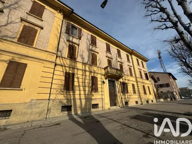Edificio in Mirandola