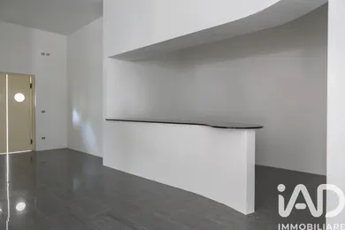 Shop/Premises commercial in Porto Sant'Elpidio