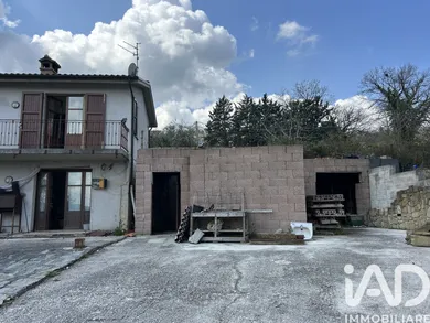 Casa/Villa in Tolentino
