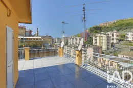 Appartamento 5 locali in Genova