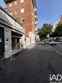 Negozio / locale commerciale in Roma