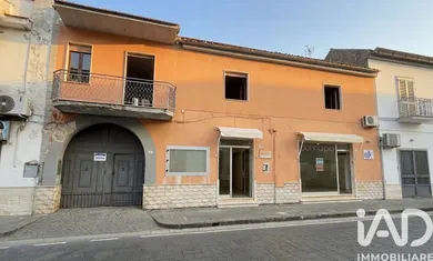 Edificio in Grazzanise
