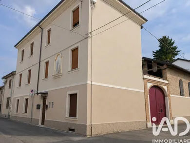 Edificio in Pontecurone